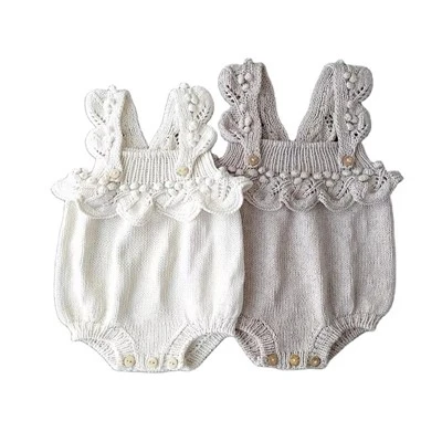 Conception de modèle de tricot de barboteuse pour bébé